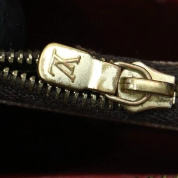 Louis Vuitton Damier Ebene Clemence Wallet - Picture 11 of 14